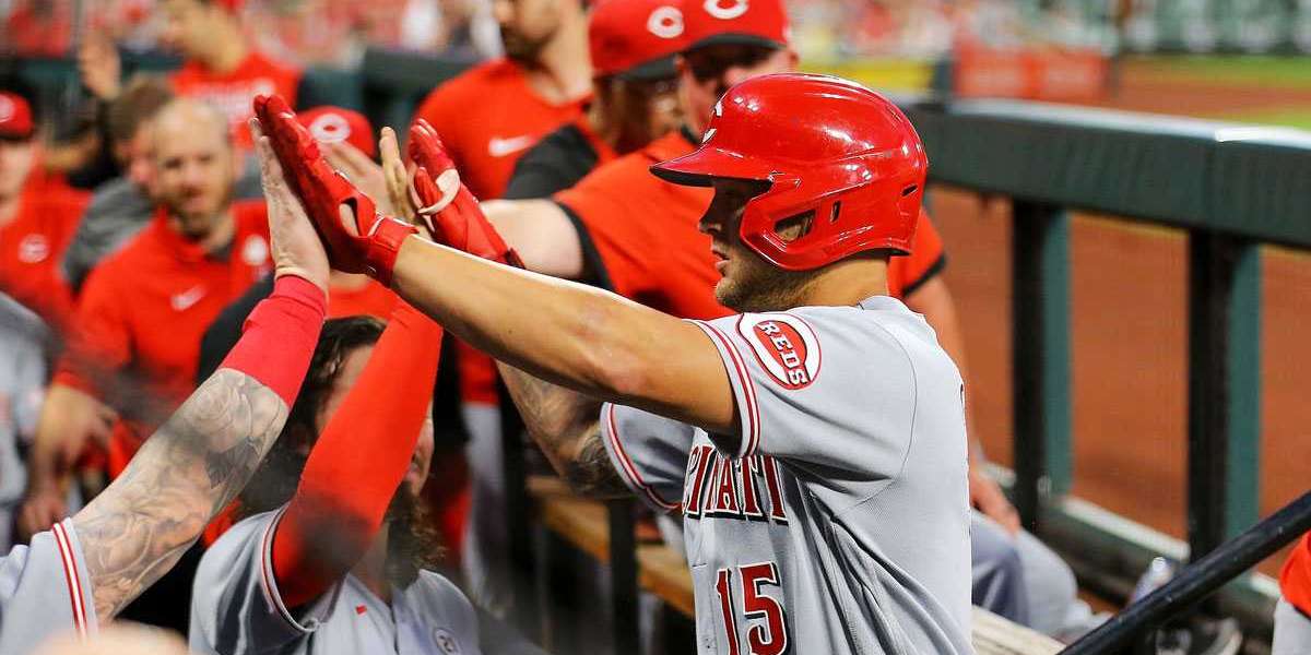 Who hits still left-passed for the 2023 Cincinnati Reds?